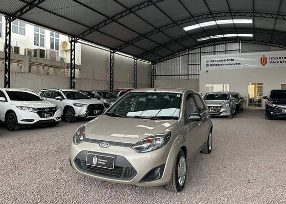FORD FIESTA 1.0 ROCAM SE PLUS HATCH 8V FLEX 4P MANUAL